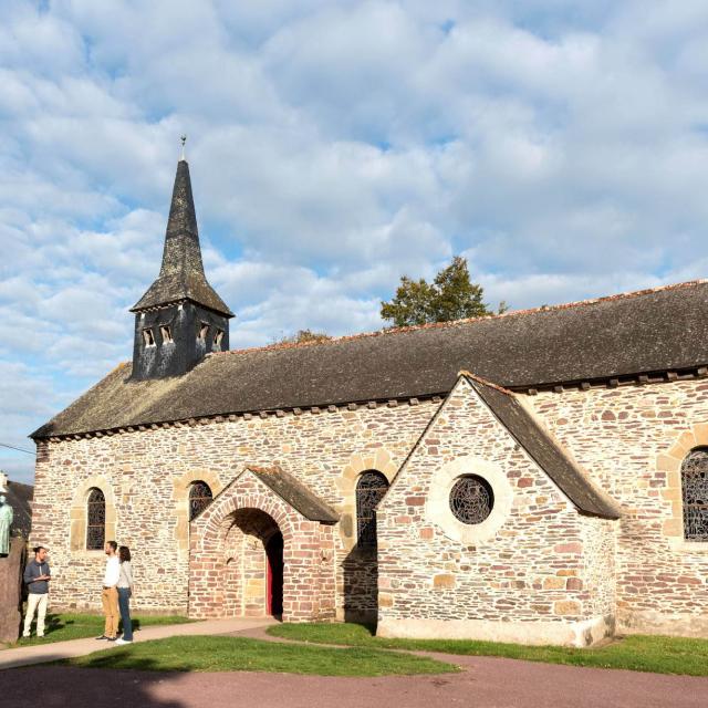 église du Graal,Tréhorenteuc,