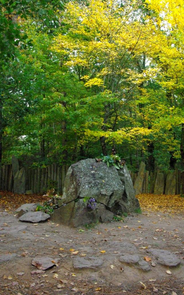 tombeau de Merlin, printemps