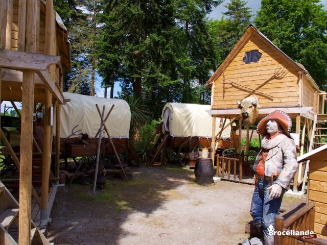 campement-western---camping-d-aleth-008.jpg