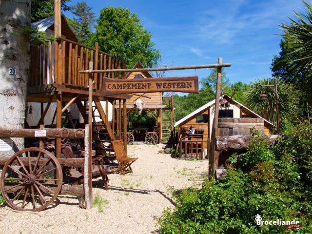 campement-western---camping-d-aleth-010.jpg