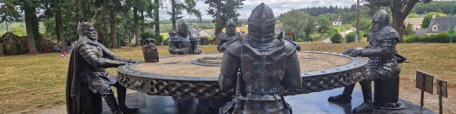 la table ronde des nouveaux chevaliers Néant-sur-Yvel