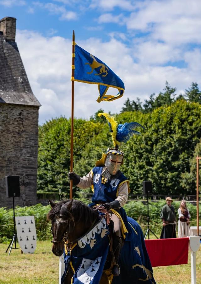Tournoi De Chevalerie château de Trécesson